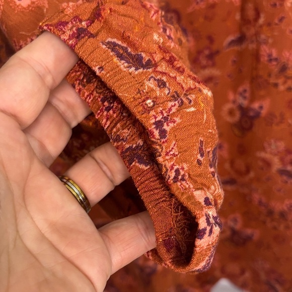 Mason & Belle Rust Floral Button Front Blouse | Size M | NWT - Picture 5 of 10